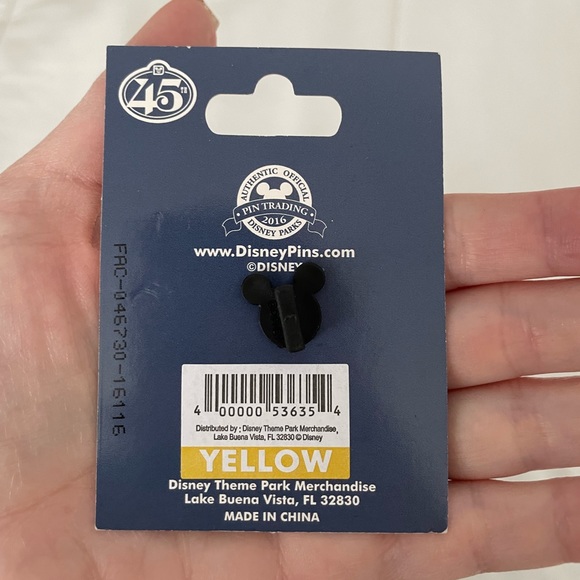 Disney World’s Magic Kingdom 45th Anniversary Pin - Picture 3 of 4